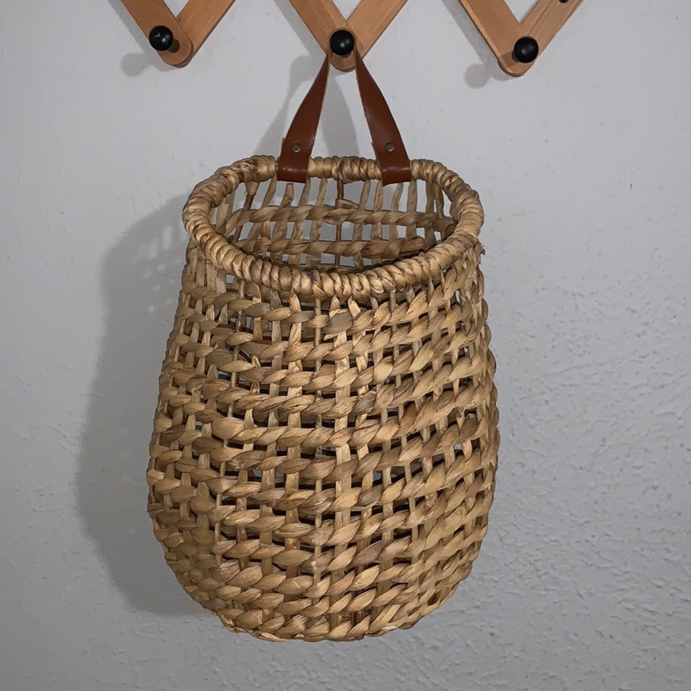Target Threshold Hanging Basket